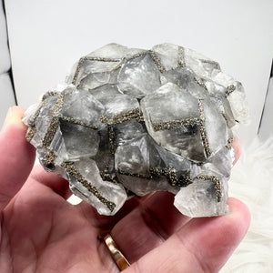 XX088 - Mercedes Benz Calcite, Chalcopyrite